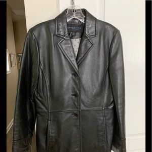 EUC KENNETH COLE REACTION BLACK LEATHER JACKET